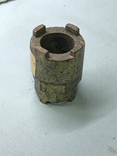 Ключ для разборки стоек 2108-099 корона