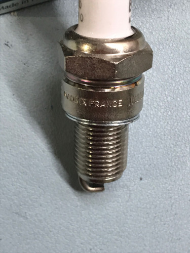 Свечи зажигания BERU Z77 14-9DUO 2101-07, 08-09, 2121, ГАЗ (дв.406), ИЖ, М2141, MB