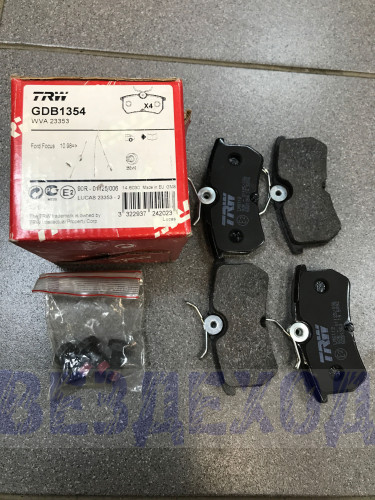 Колодки тормозные TRW GDB1354 FORD FOCUS, FIESTA задние