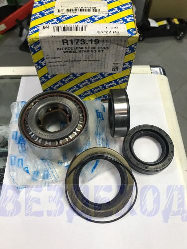 Подшипник ступицы SNR R173.19 MITSUBISHI PAJERO II, III/CLASSIC/SPORT 90- задний 40х80х44