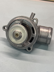 Термостат VERNET  TH628587J MERCEDES в сборе с корпусом
